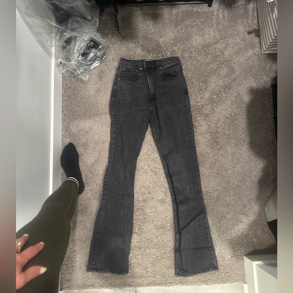Abercrombie 90s Straight Ultra High Rise Jeans